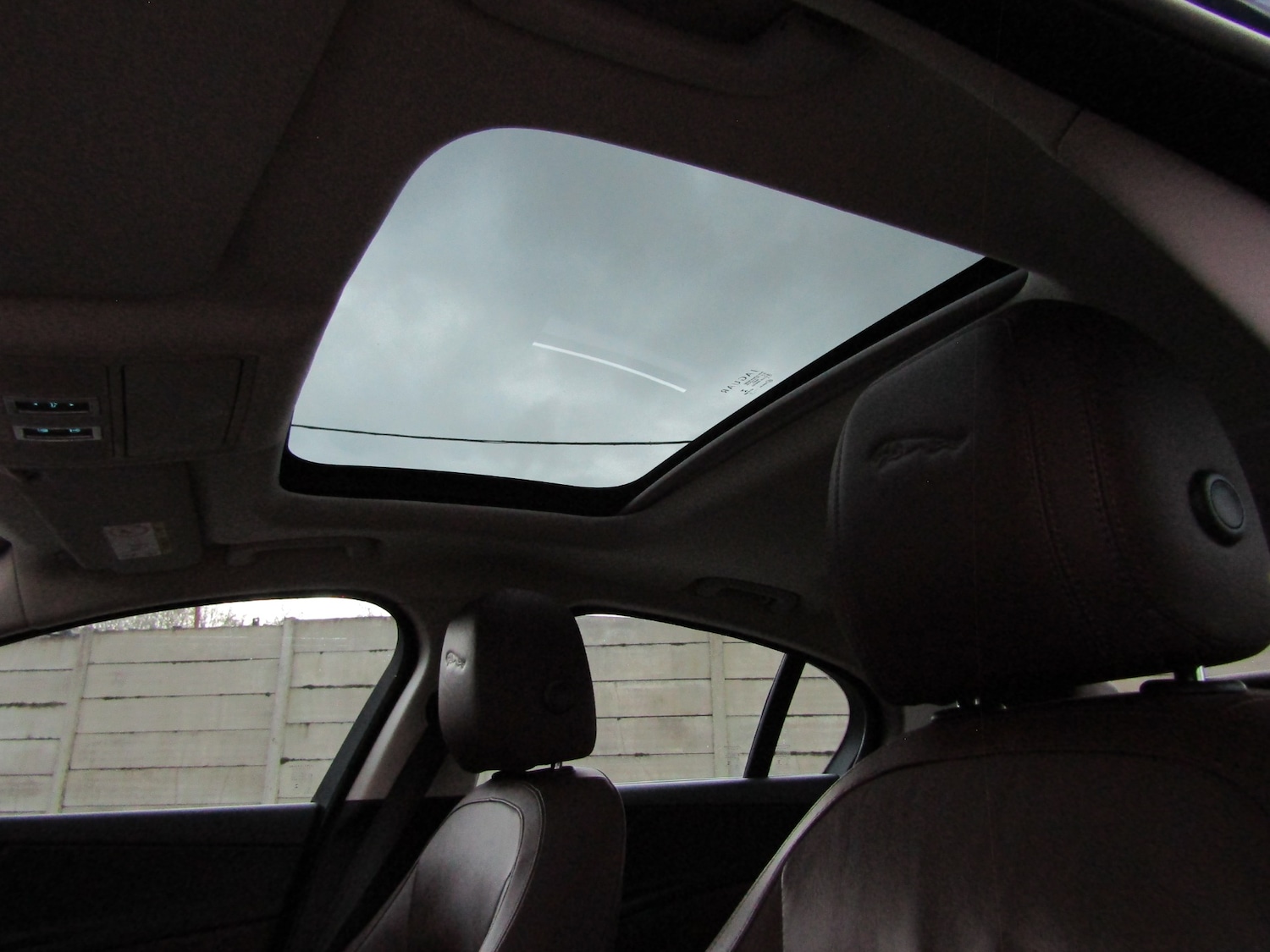 Used Jaguar XE 2016 for sale - 77415010: Photo 21