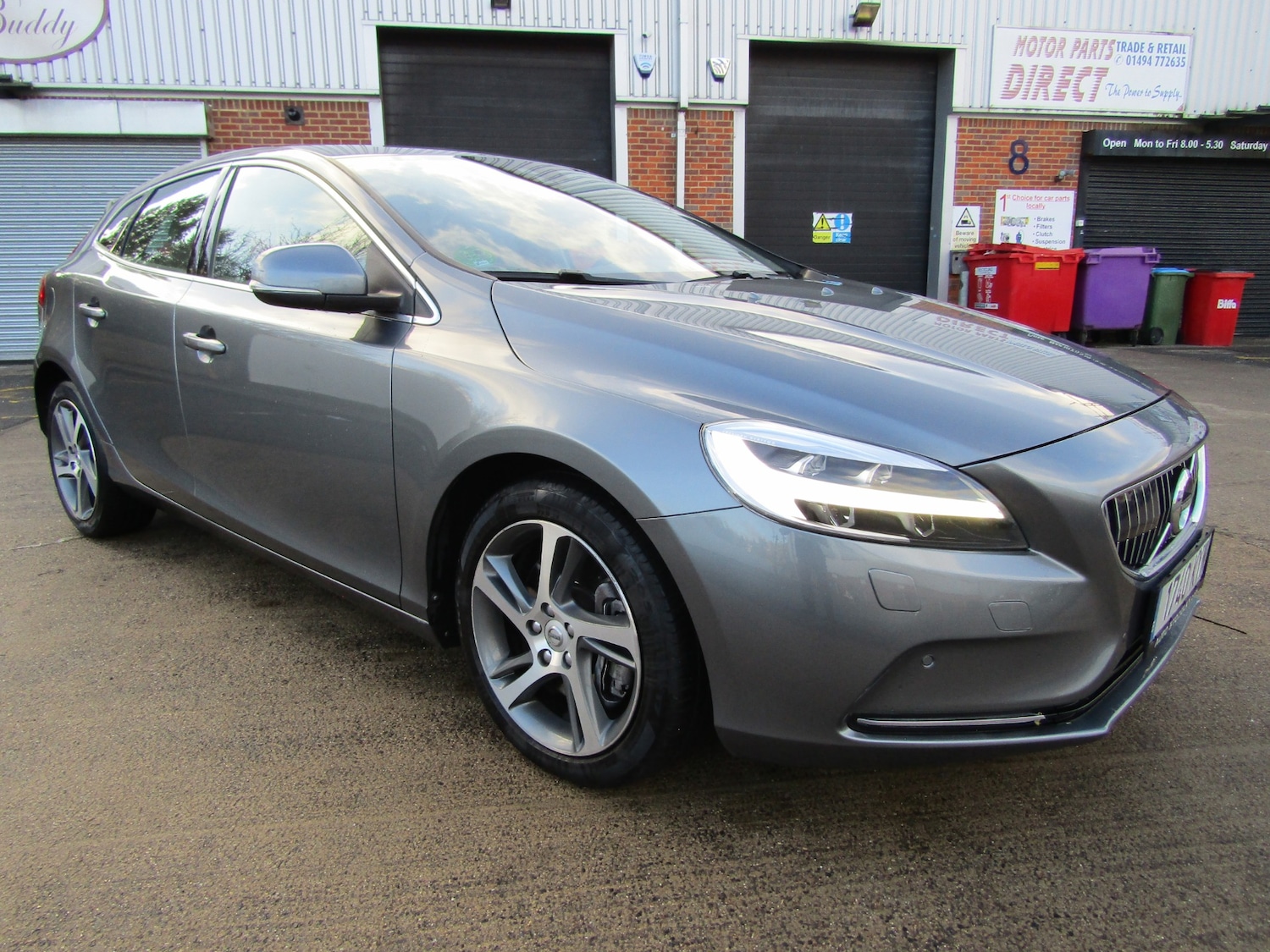 Used Volvo V40 2017 for sale - 77160807: Photo 5