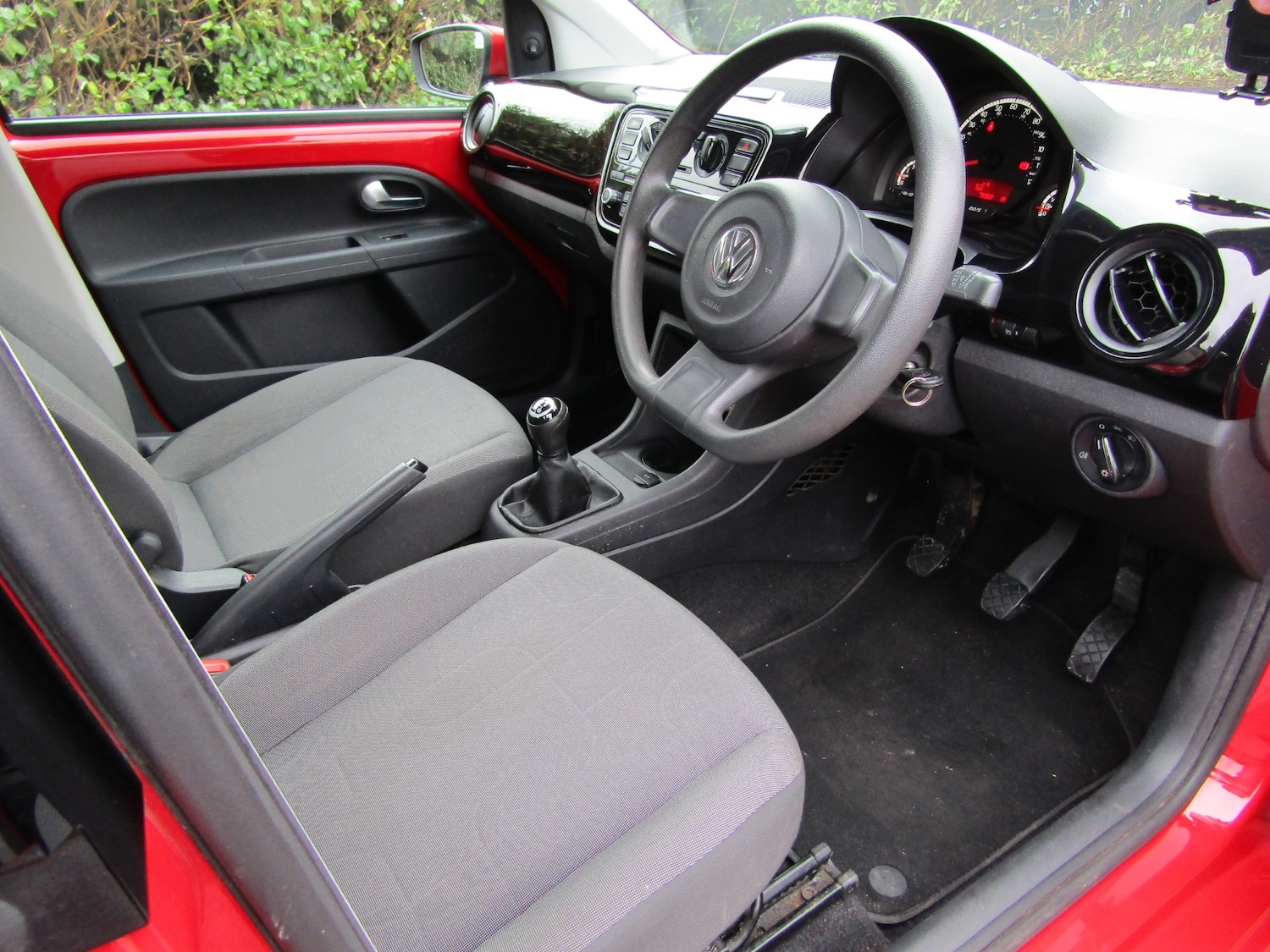 Used Volkswagen up! 2013 for sale - 77326404: Photo 11