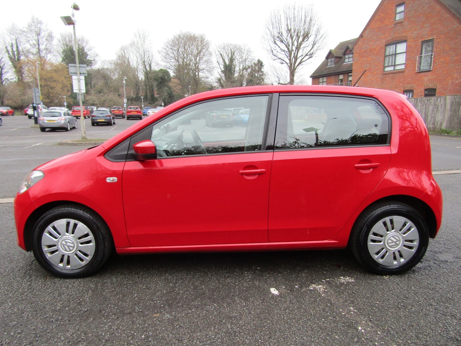 Used Volkswagen up! 2013 for sale - 77326404: Photo 4