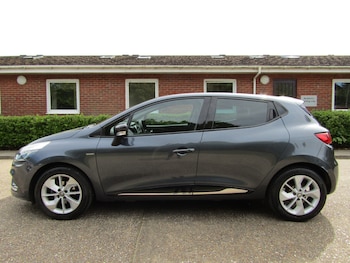 Used Renault Clio 2017 for sale - 78424773: Photo