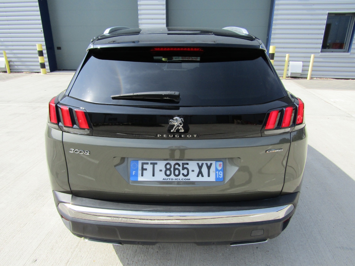 Vehicle 10