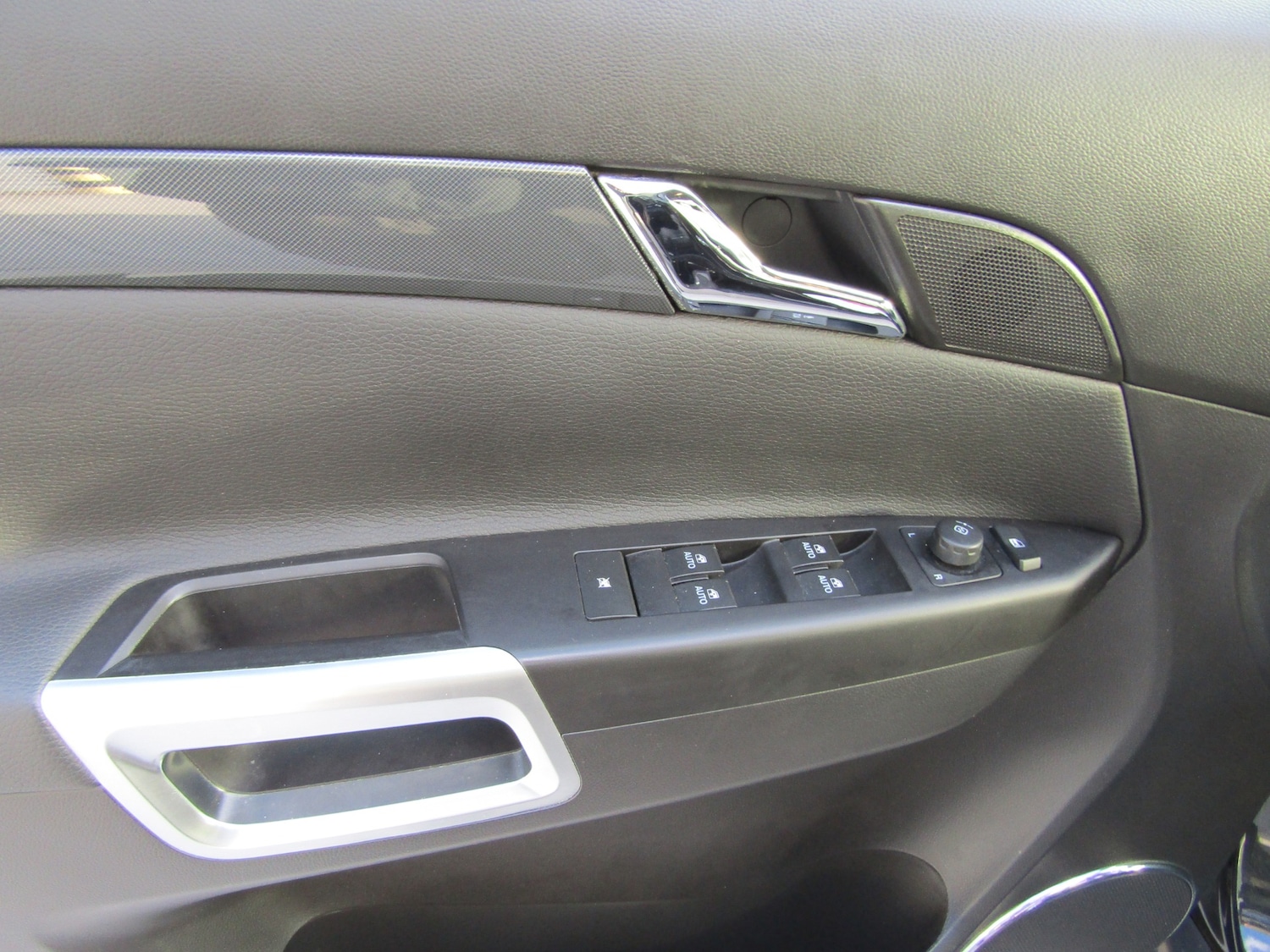 Used Opel Antara 2011 for sale - 77261738: Photo 15