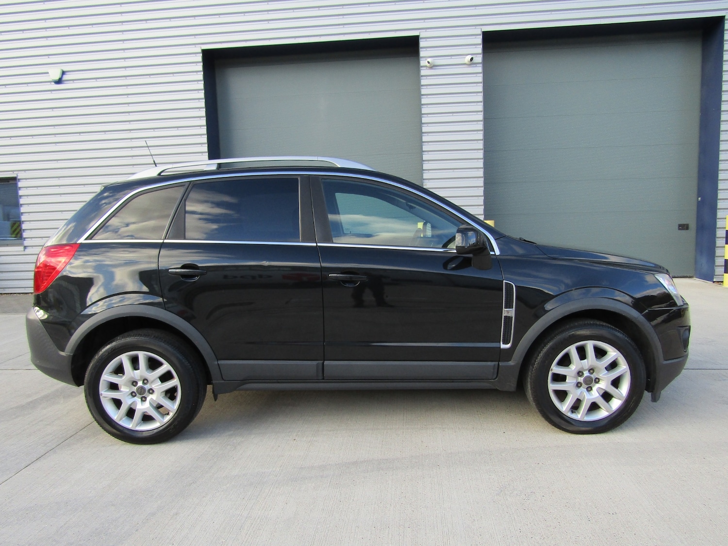 Used Opel Antara 2011 for sale - 77261738: Photo 3