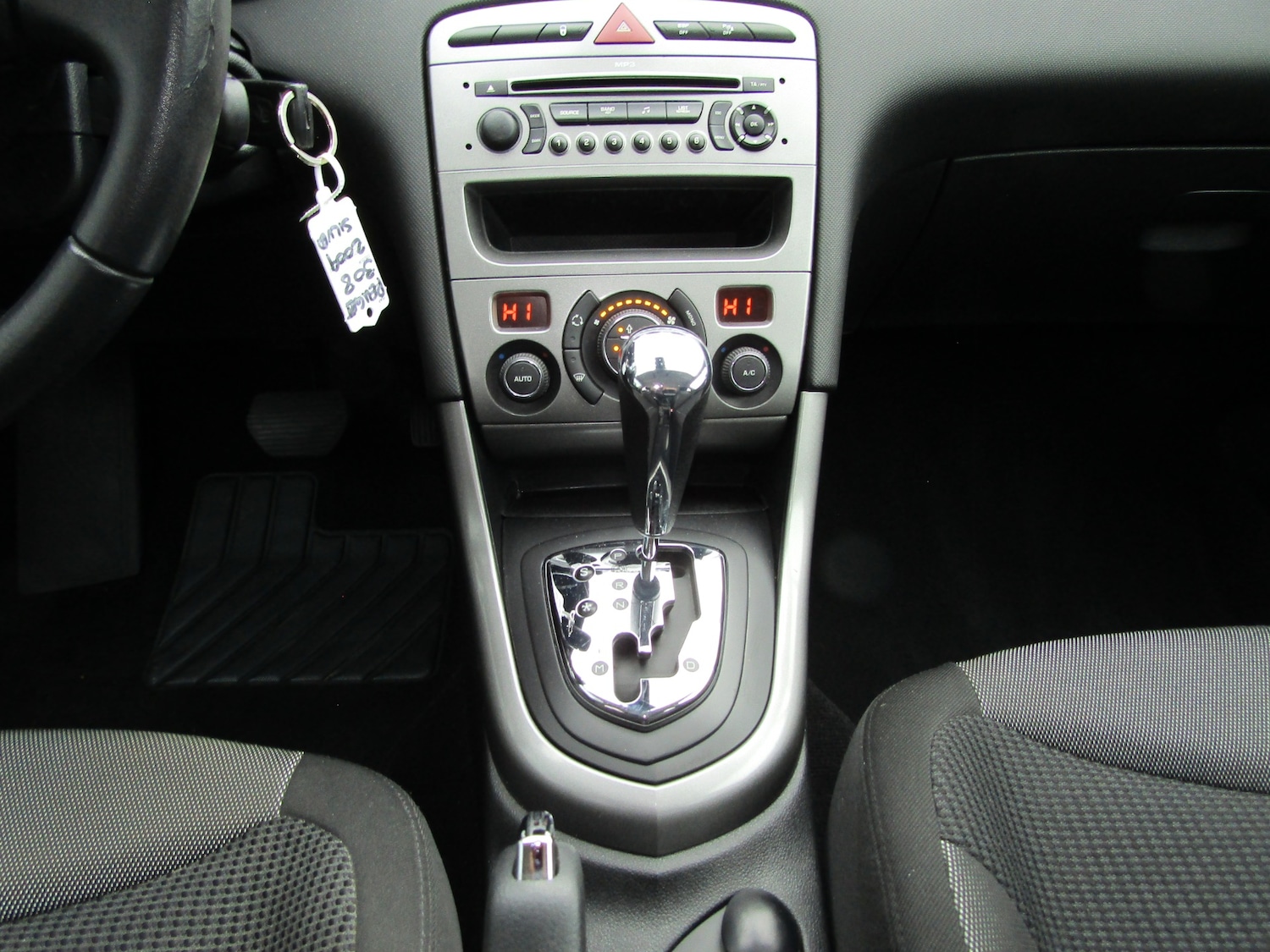 Used Peugeot 308 2009 for sale - 76638788: Photo 23