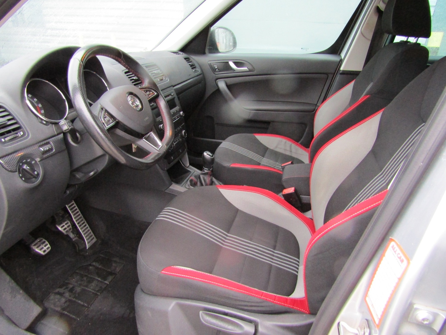 Used Skoda Yeti 2015 for sale - 77285760: Photo 10