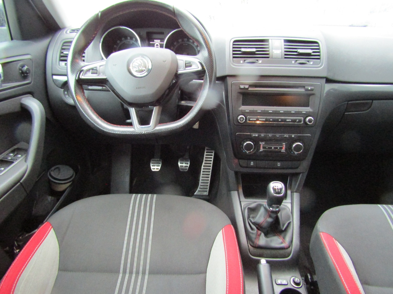 Used Skoda Yeti 2015 for sale - 77285760: Photo 12