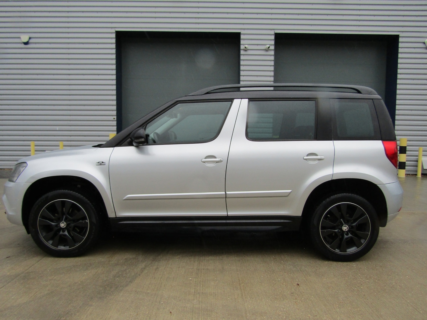 Used Skoda Yeti 2015 for sale - 77285760: Photo 3