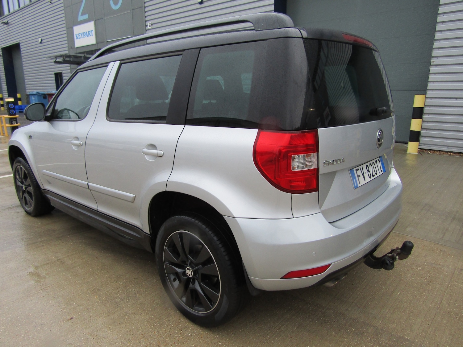 Used Skoda Yeti 2015 for sale - 77285760: Photo 7
