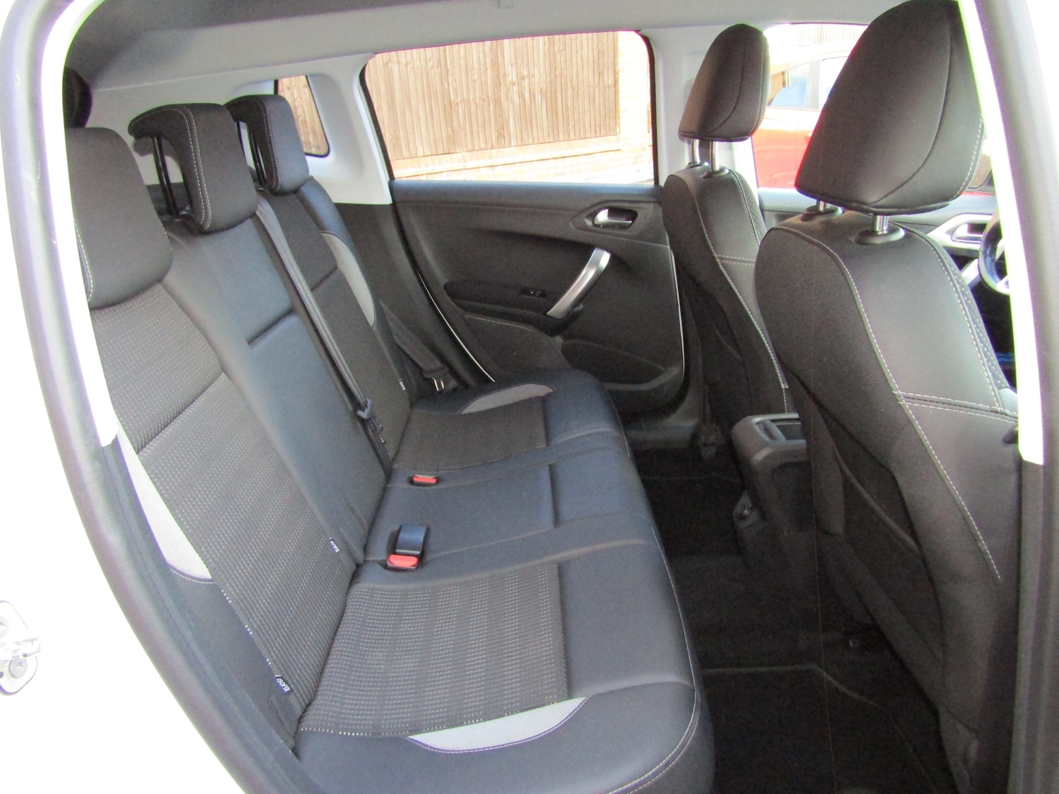 Used Peugeot 2008 2019 for sale - 76221644: Photo 20