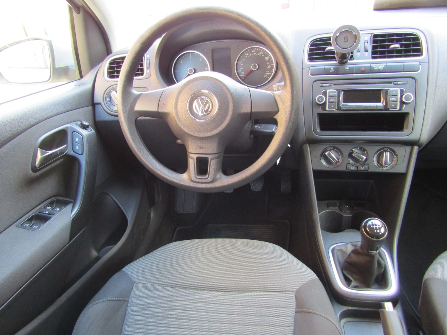 Used Volkswagen Polo 2015 for sale - 78054379: Photo 11