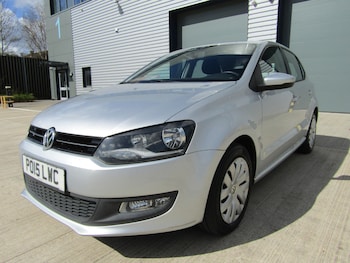 Used Volkswagen Polo 2015 for sale - 78054379: Photo