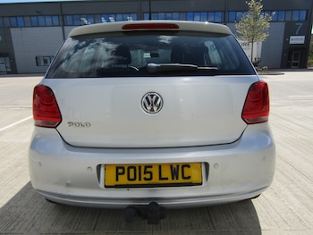 Used Volkswagen Polo 2015 for sale - 78054379: Photo