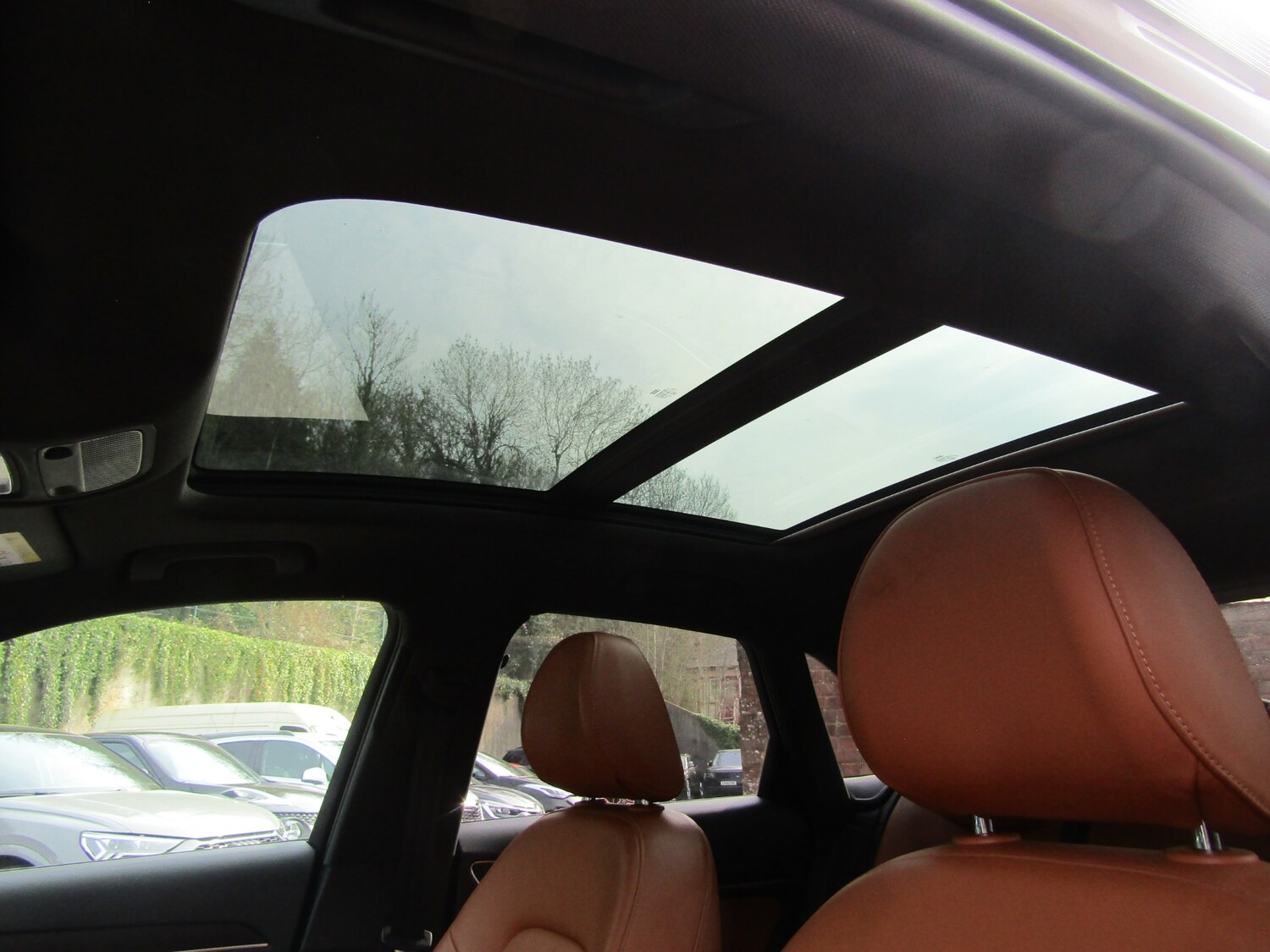 Used Audi Q3 2014 for sale - 77988520: Photo 12