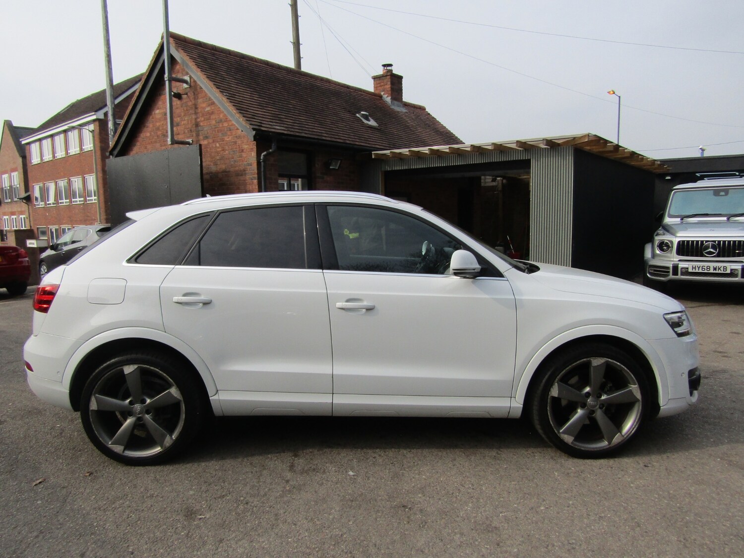 Used Audi Q3 2014 for sale - 77988520: Photo 13