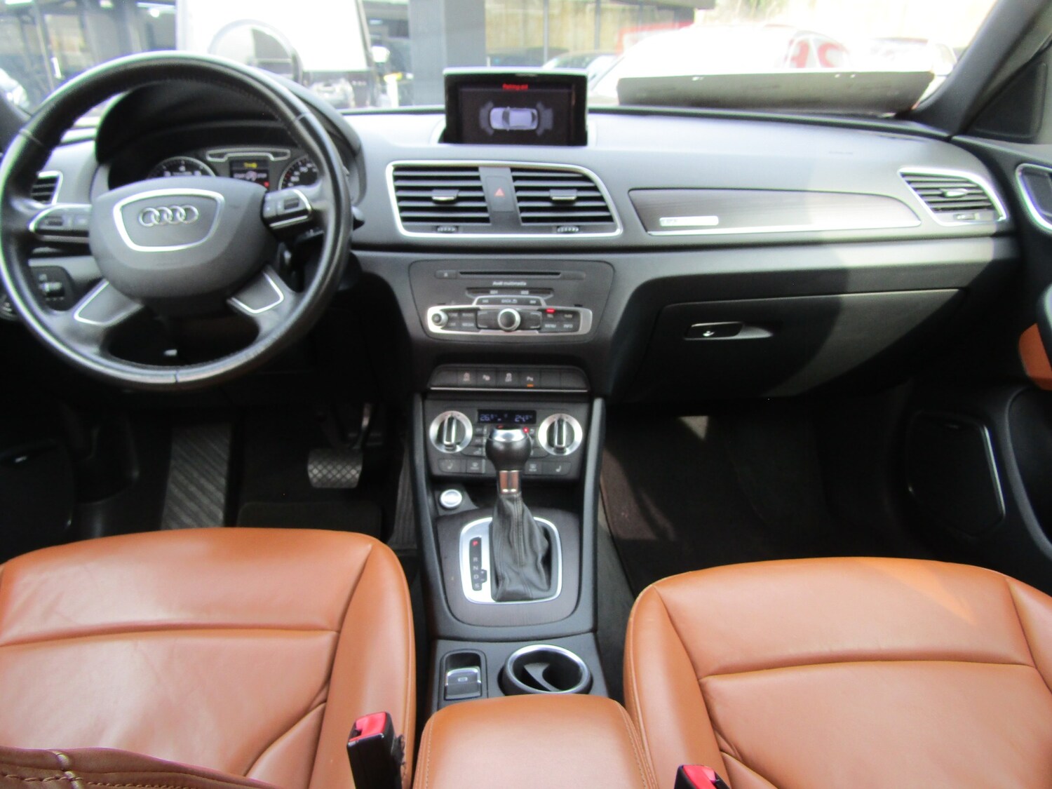 Used Audi Q3 2014 for sale - 77988520: Photo 14