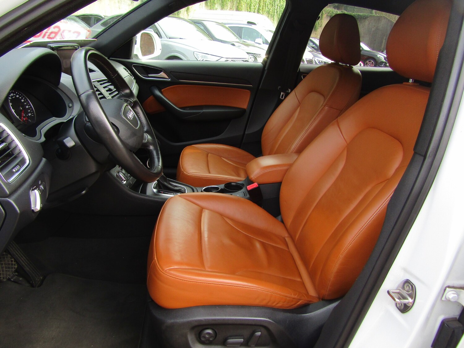 Used Audi Q3 2014 for sale - 77988520: Photo 19