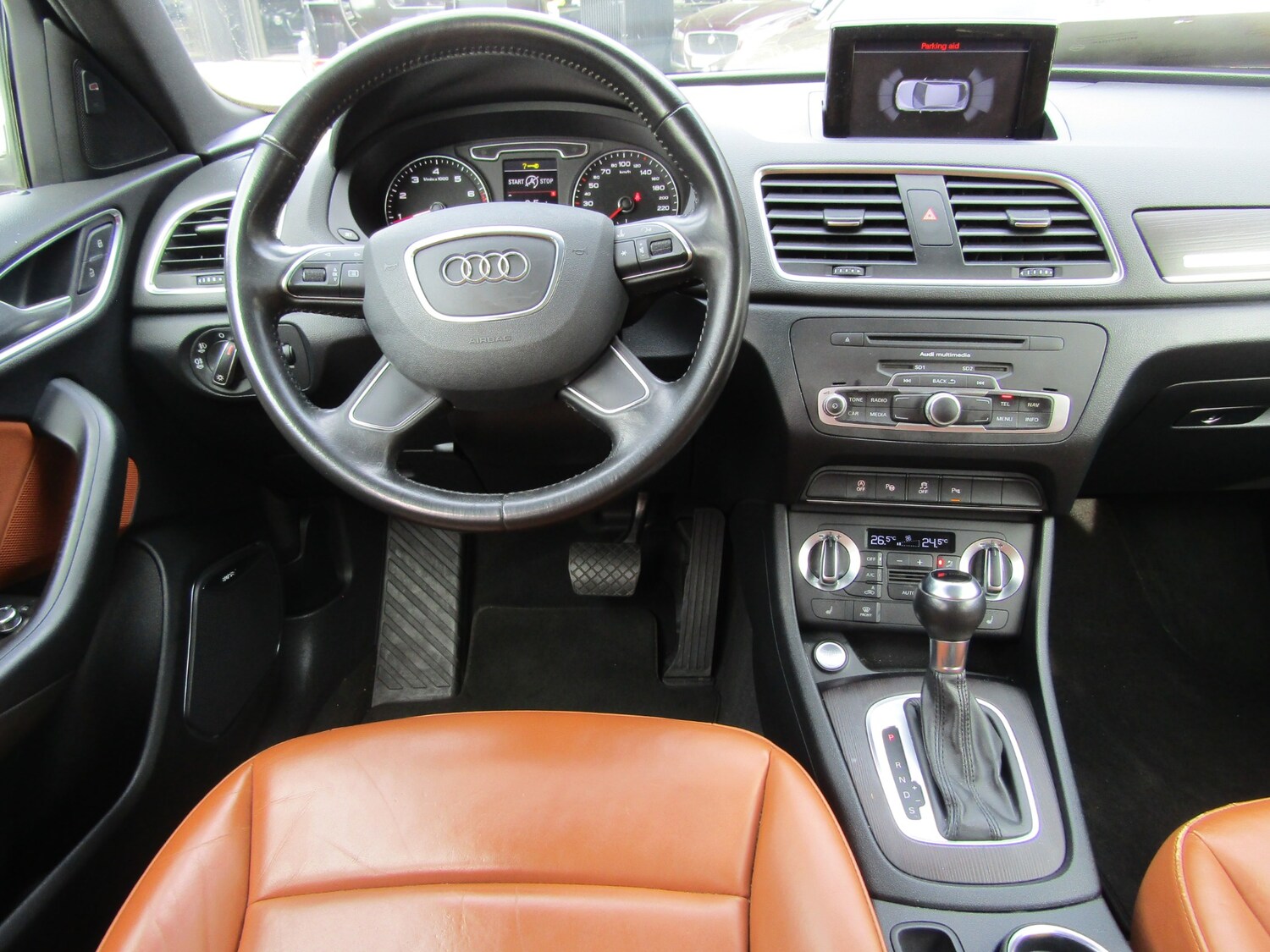 Used Audi Q3 2014 for sale - 77988520: Photo 9