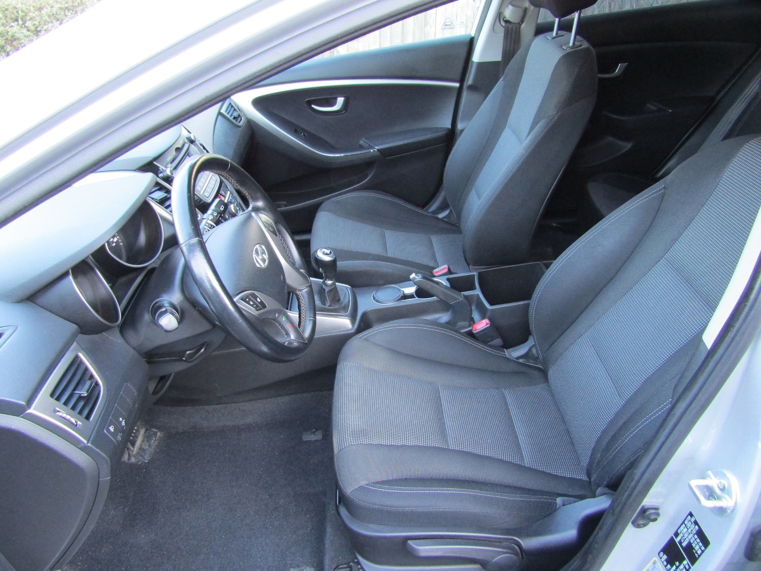 Used Hyundai i30 2013 for sale - 77974750: Photo 23
