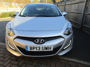 Used Hyundai i30 2013 for sale - 77974750: Photo