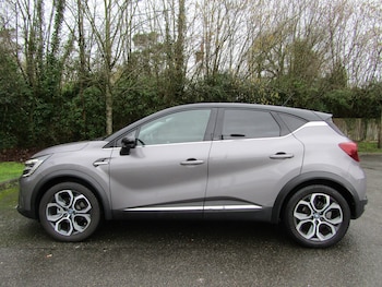 Used Renault Captur 2021 for sale - 77514587: Photo