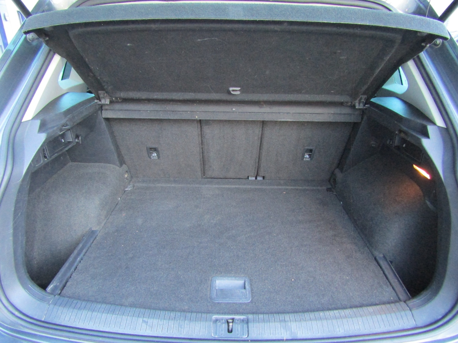 Used Volkswagen Tiguan 2019 for sale - 76908158: Photo 14