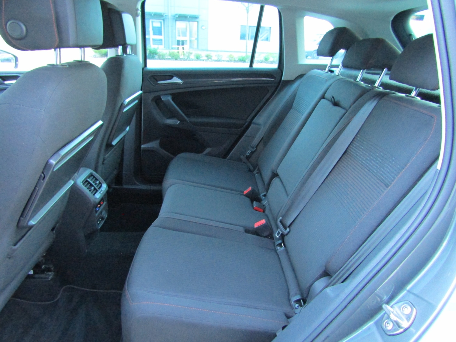 Used Volkswagen Tiguan 2019 for sale - 76908158: Photo 15