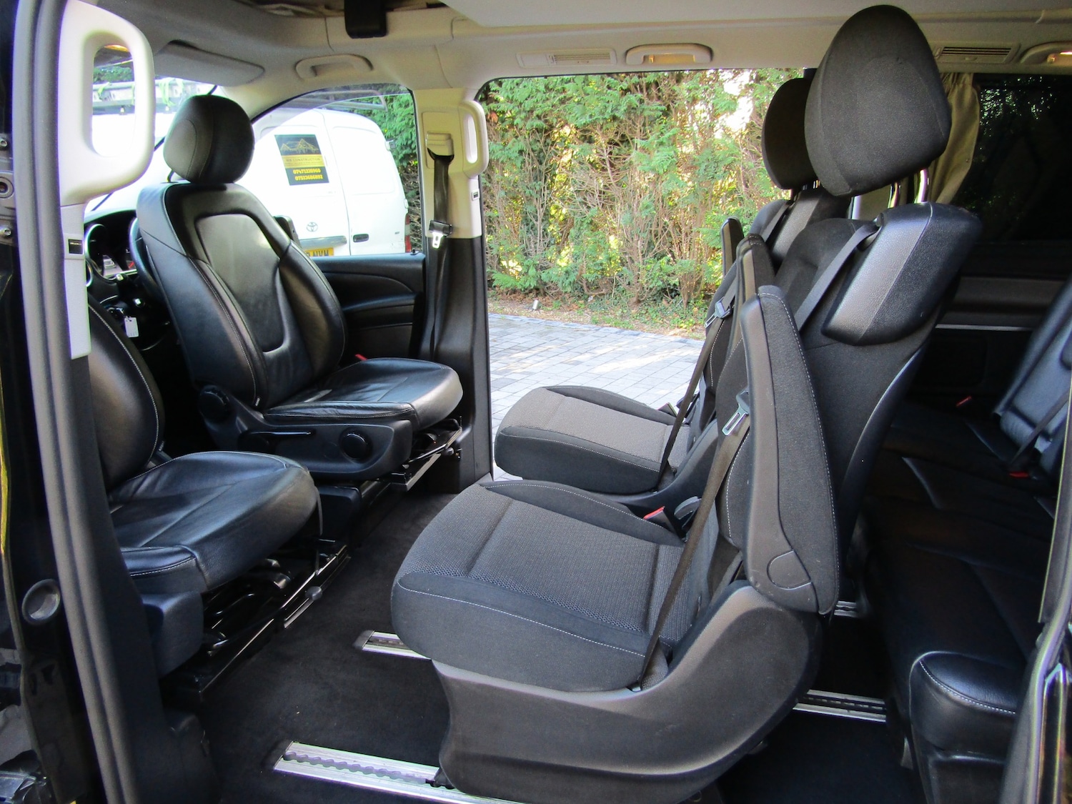 Used Mercedes-Benz V-Class 2018 for sale - 76393955: Photo 19