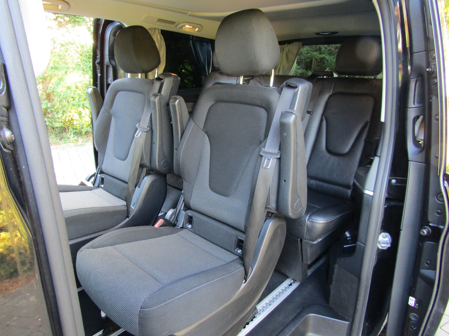 Used Mercedes-Benz V-Class 2018 for sale - 76393955: Photo 21