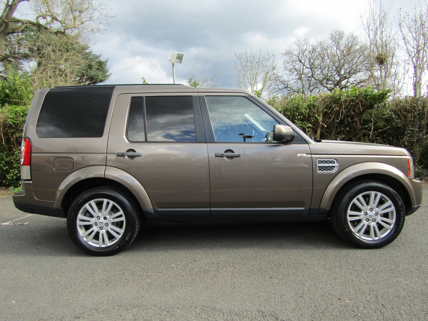 Used Land Rover Discovery 4 2009 for sale - 78089481: Photo 5
