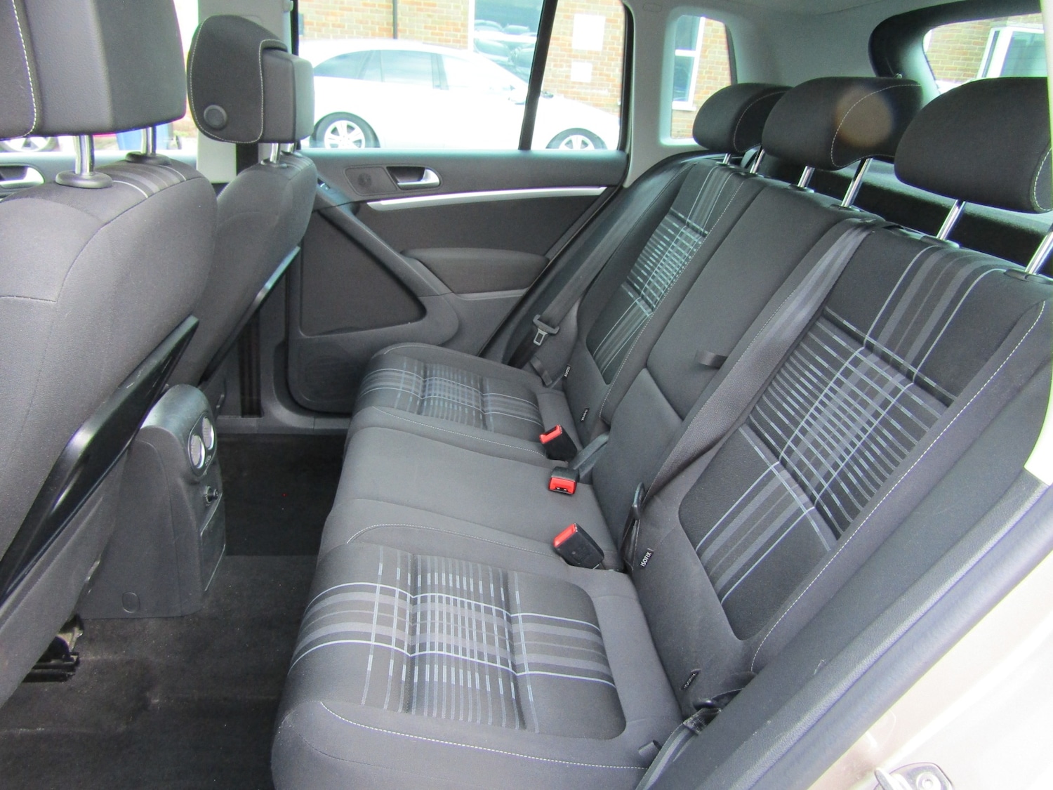 Used Volkswagen Tiguan 2015 for sale - 76366967: Photo 14