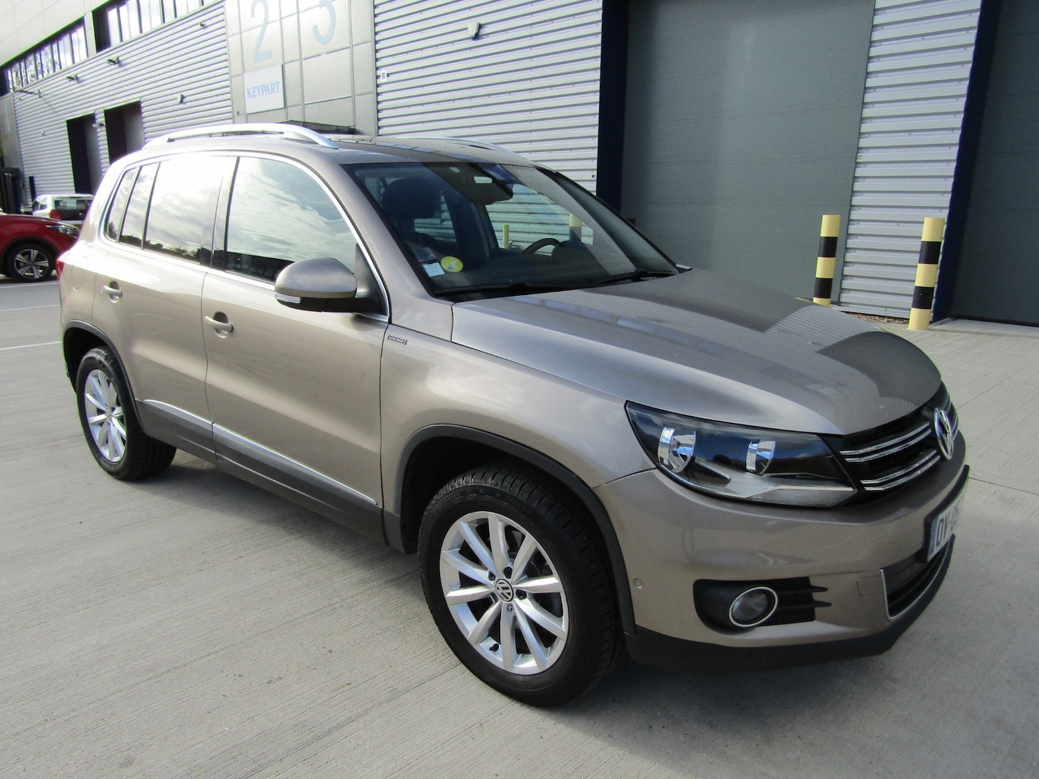 Used Volkswagen Tiguan 2015 for sale - 76366967: Photo 3