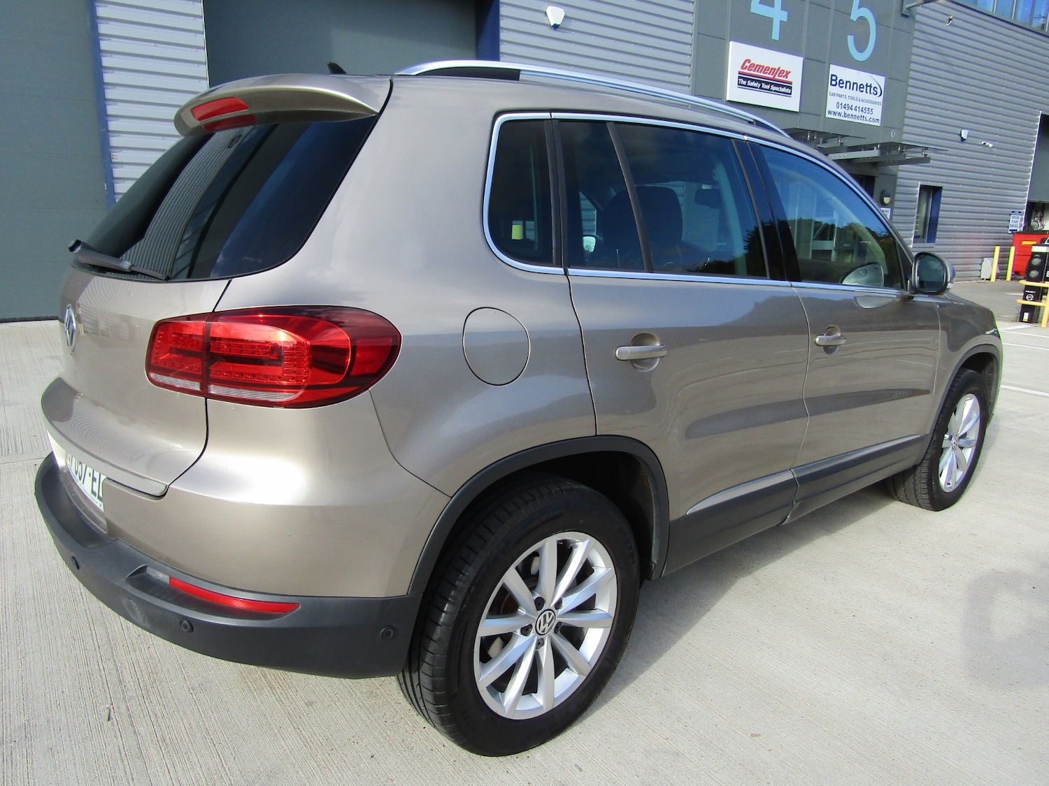 Used Volkswagen Tiguan 2015 for sale - 76366967: Photo 5