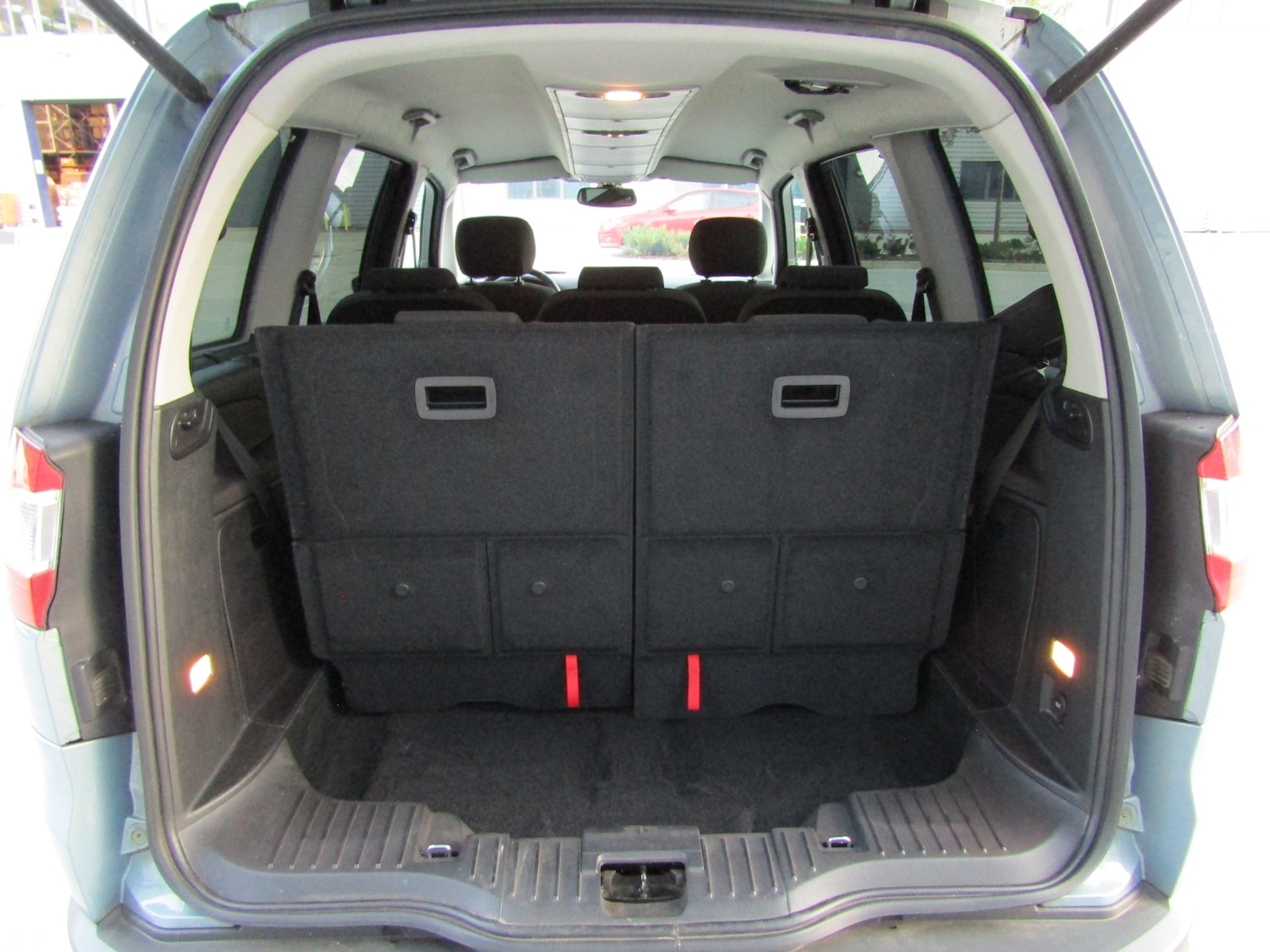 Used Ford Galaxy 2009 for sale - 76395079: Photo 17