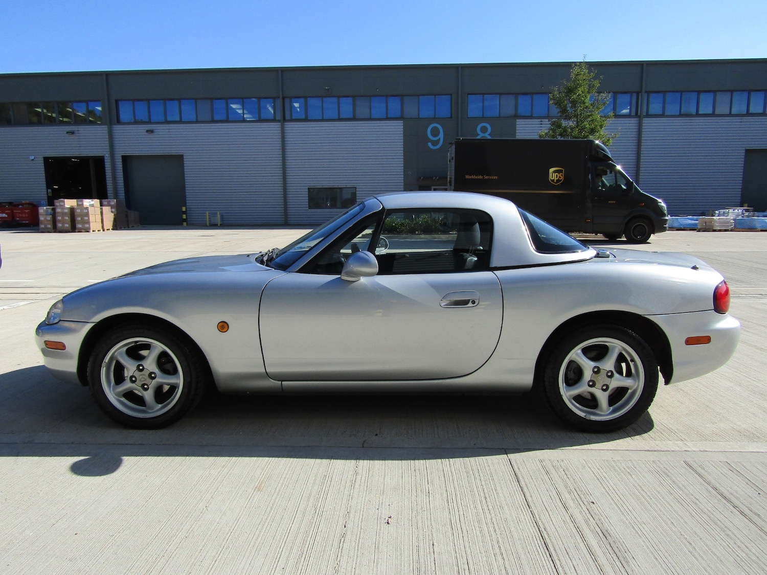 Used Mazda MX-5 for sale - 76008373: Photo 6