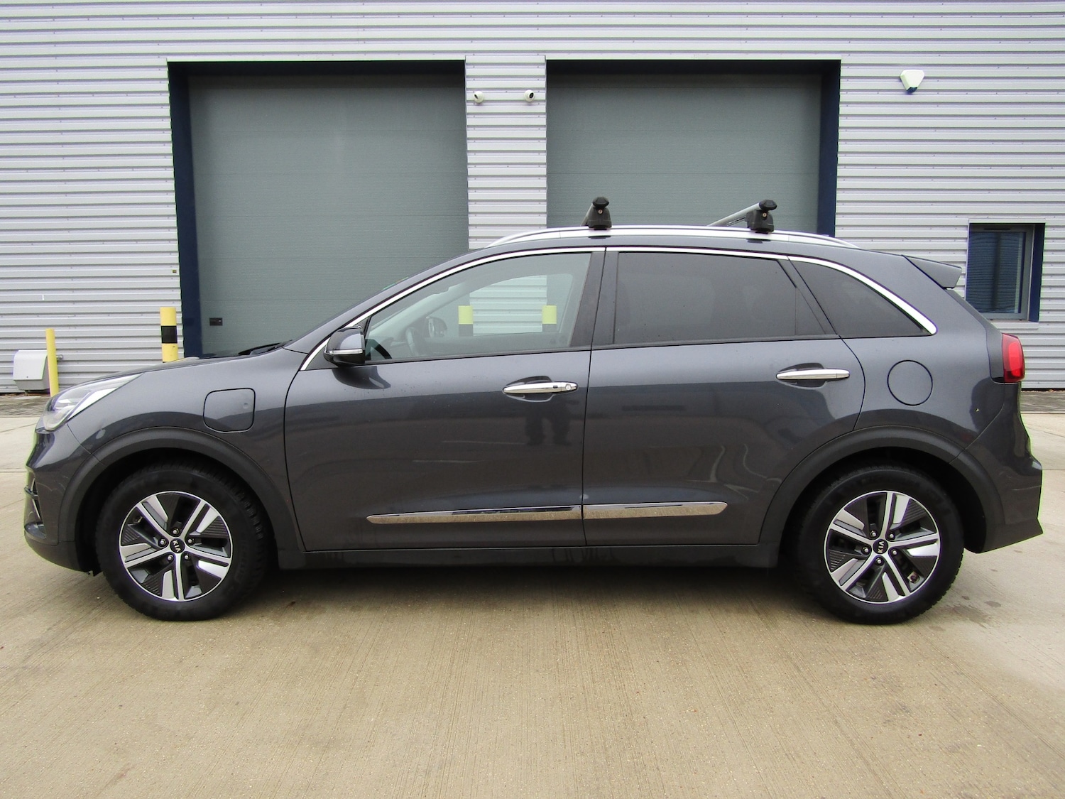 Used Kia Niro 2020 for sale - 76980783: Photo 3