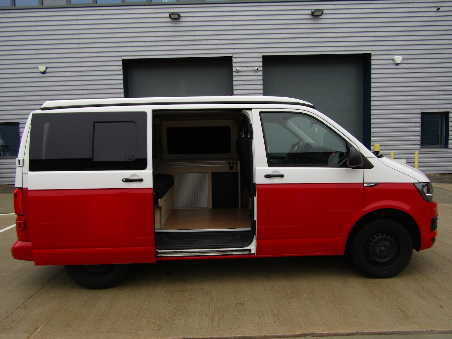 Used Volkswagen Transporter 2016 for sale - 76590003: Photo 14