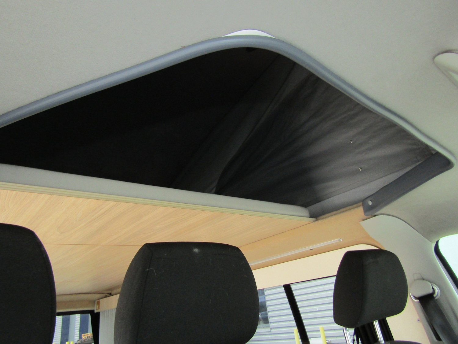 Used Volkswagen Transporter 2016 for sale - 76590003: Photo 39