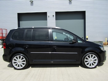 Used Volkswagen Touran 2013 for sale - 78756232: Photo