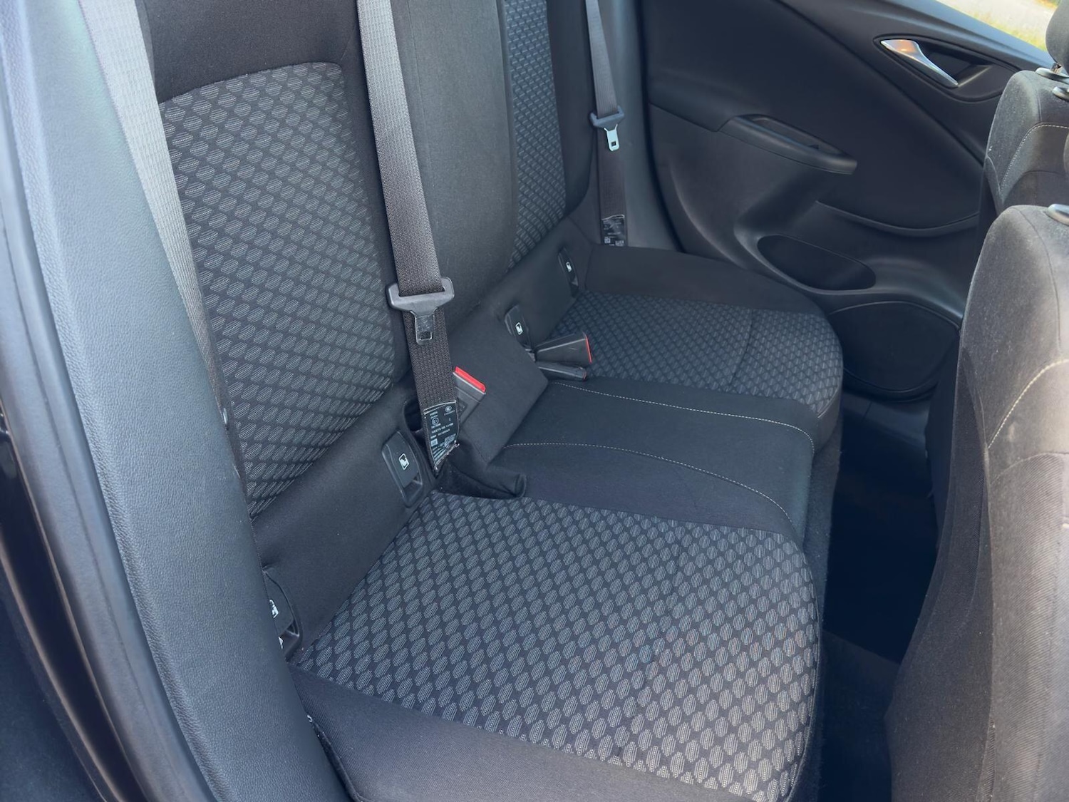 Used Vauxhall Astra 2016 for sale - 77015967: Photo 25