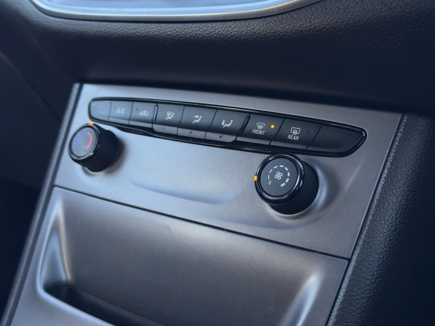 Used Vauxhall Astra 2016 for sale - 77015967: Photo 27