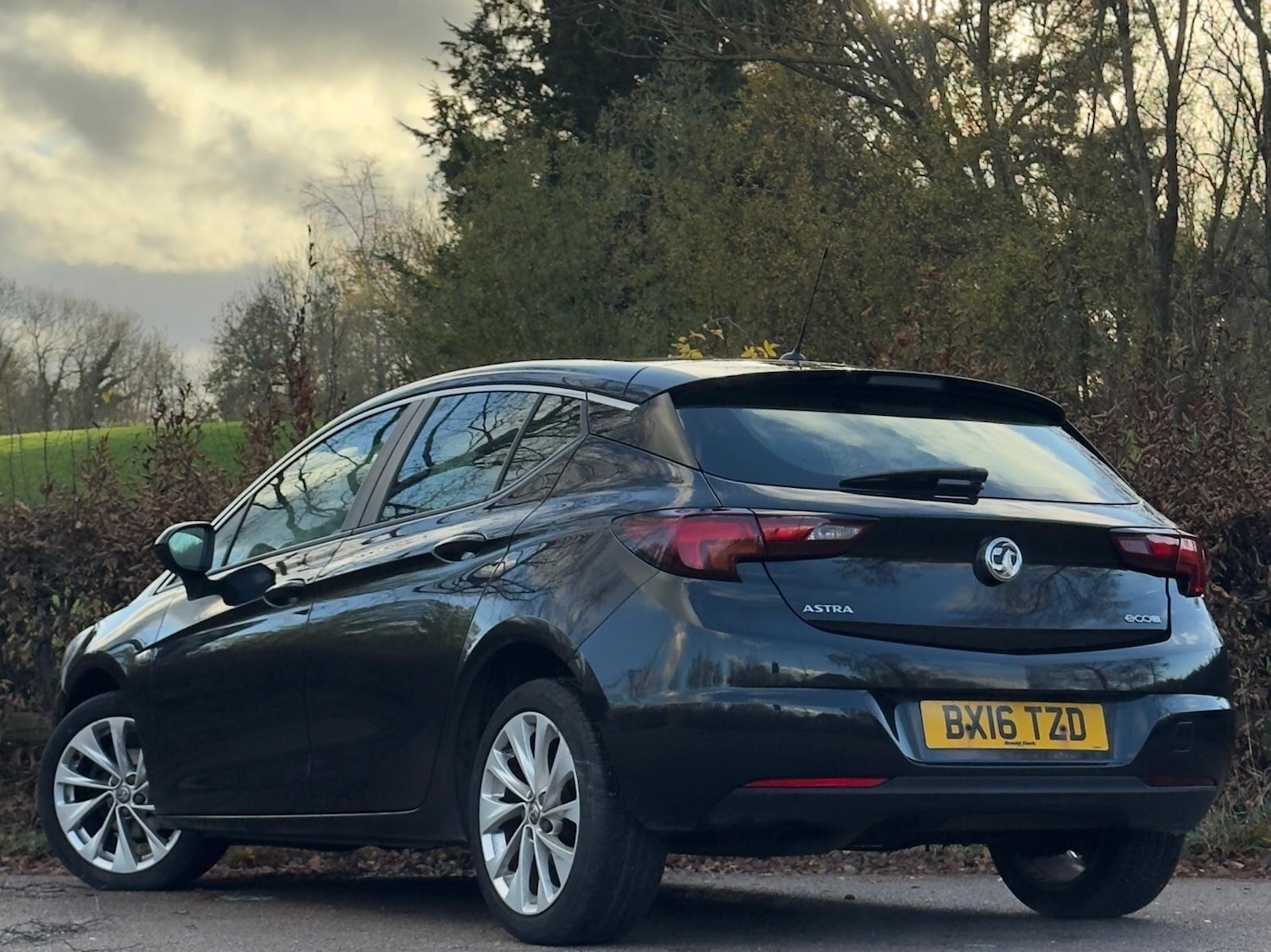Used Vauxhall Astra 2016 for sale - 77015967: Photo 4