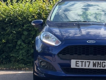 Used Ford Fiesta 2017 for sale - 75327040: Photo