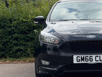 Used Ford Focus 2017 for sale - 75388254: Photo