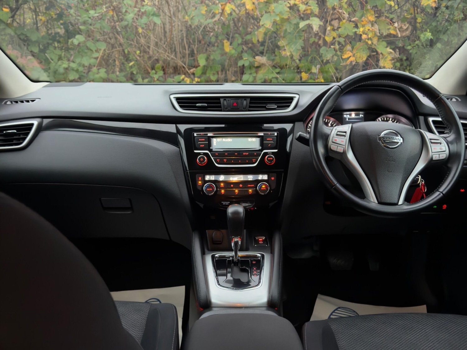 Used Nissan Qashqai 2017 for sale - 76572786: Photo 20