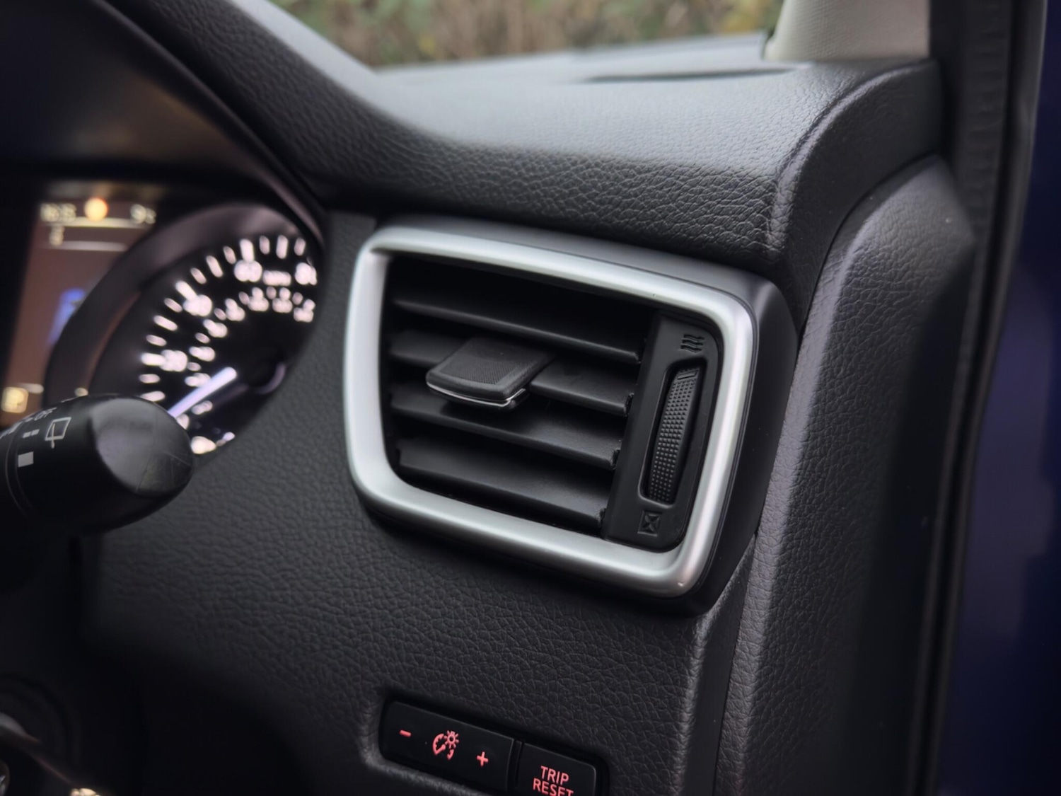 Used Nissan Qashqai 2017 for sale - 76572786: Photo 24