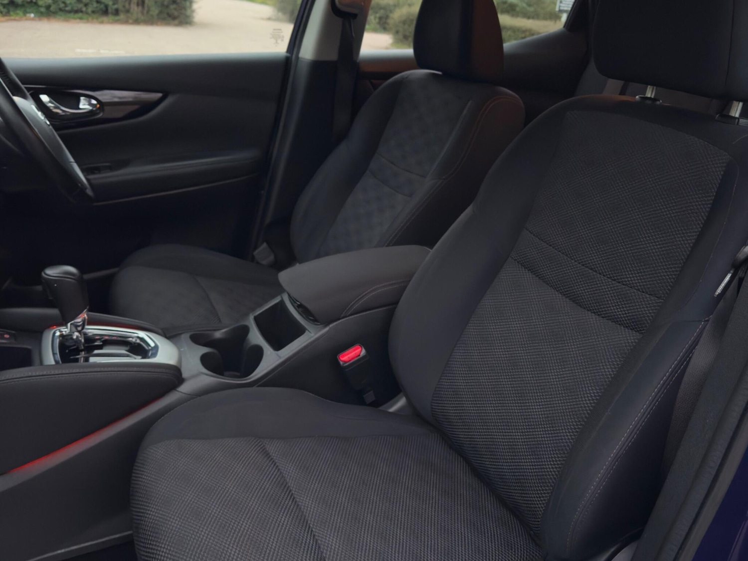 Used Nissan Qashqai 2017 for sale - 76572786: Photo 35