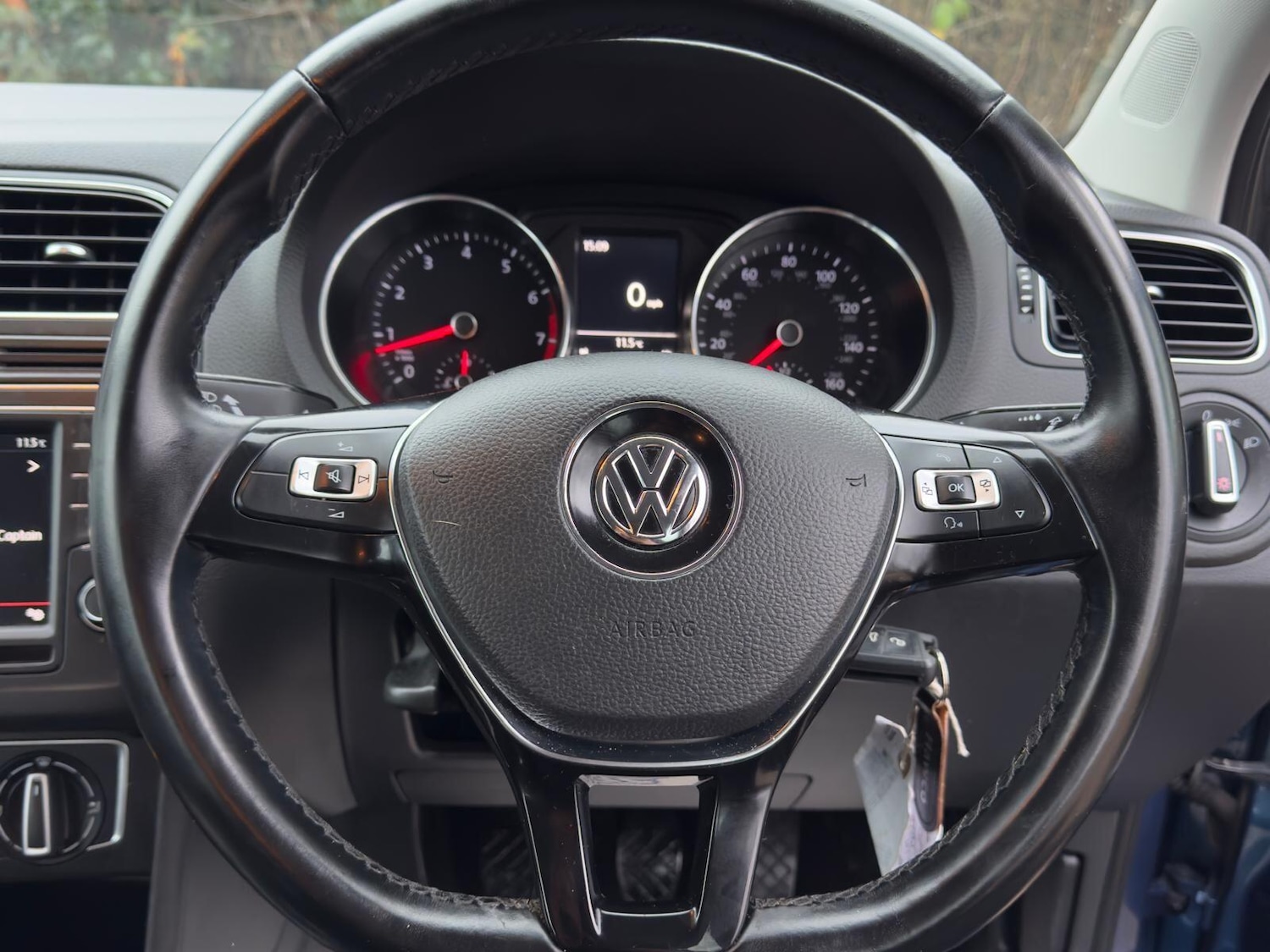 Used Volkswagen Polo 2016 for sale - 76926566: Photo 33