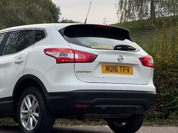 Used Nissan Qashqai 2016 for sale - 76239982: Photo 14