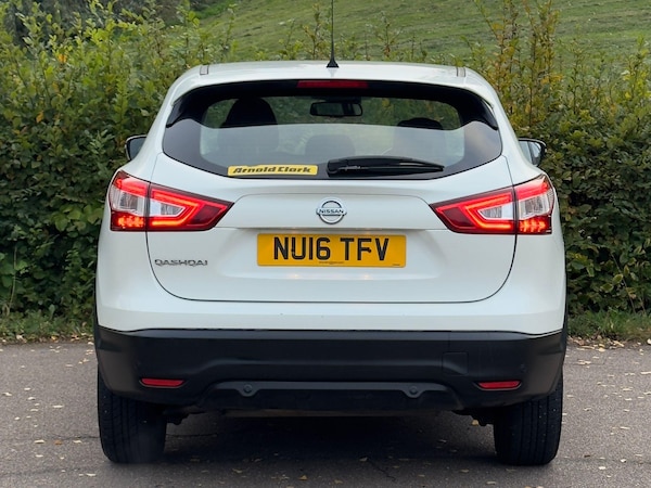 Used Nissan Qashqai 2016 for sale - 76239982: Photo 18